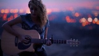 Tori-Kelly-All-In-My-Head-Live-Acoustic-attachment