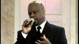 Wintley Phipps sings How Great Thou Art live