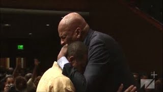 Pastor-Donnie-McClurkin-Powerful-Word-and-Testimony-Praise-Break-at-West-Angeles-COGIC-HD-2019-attachment