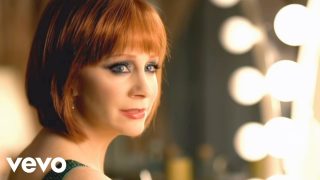 Reba-McEntire-Kelly-Clarkson-Because-Of-You-attachment