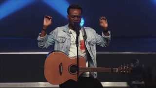 Travis-Greene-You-made-a-way-medley-Live-from-My-Relentless-Church2019-new-attachment