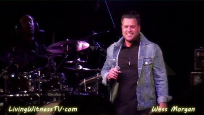 Wess-Morgan-live-performance-on-Living-Witness-TV-attachment